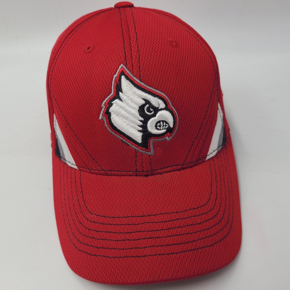 Louisville Cardinals Hat Fitted (Seems S-M) Top of the World Red White NCAA Men